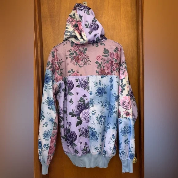 Dolls Kill Delia’s Floral Hoodie - Picture 4 of 4